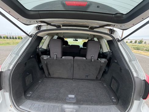 Used 2020 Nissan Pathfinder SV AWD/4WD image 22