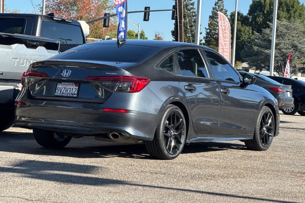 Used 2022 Honda Civic Sport image 3