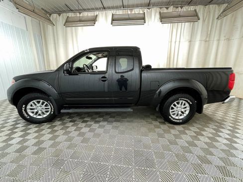 Used 2019 Nissan Frontier SV w/ Value Truck Package image 16