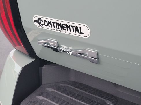 New 2026 Toyota Tundra Limited AWD/4WD image 9