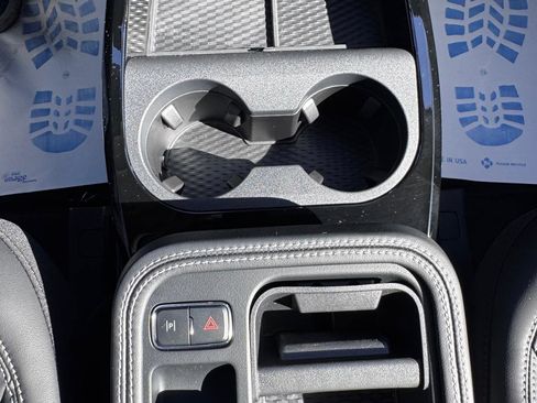 New 2026 Ford Mustang Mach-E Premium image 21