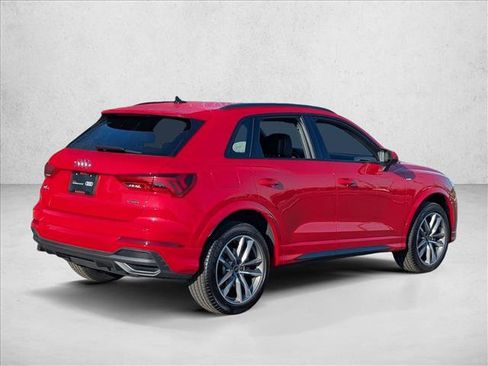 Certified 2025 Audi Q3 2.0T Premium w/ Convenience Package image 2