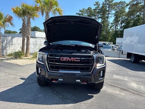 Used 2023 GMC Yukon XL AT4 w/ Technology Package AWD/4WD image 20