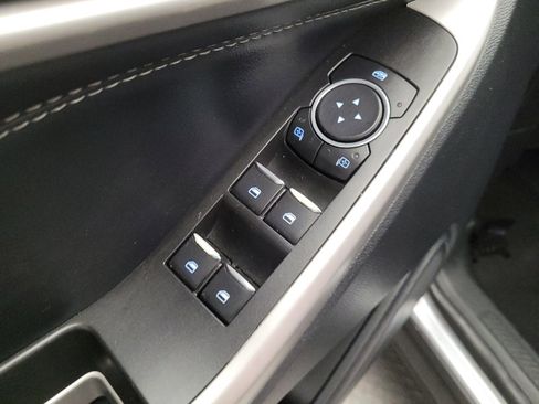 Used 2022 Ford Explorer XLT RWD image 27