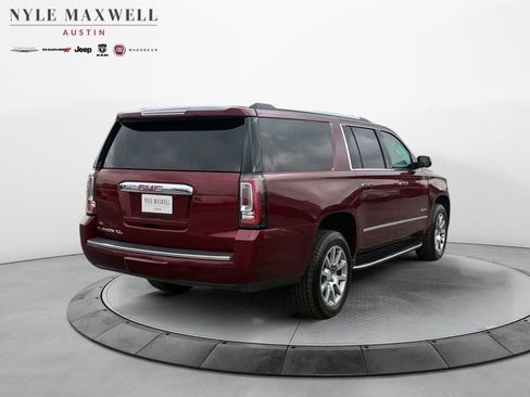 Used 2020 GMC Yukon XL Denali image 16