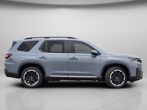 New 2026 Honda Pilot Touring image 21