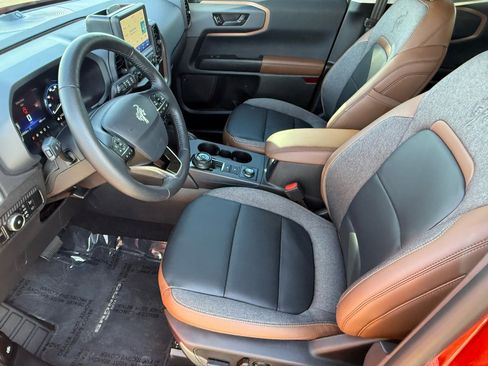 Used 2023 Ford Bronco Sport Outer Banks w/ Tech Package image 12