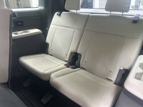 Used 2024 Hyundai Santa Fe SEL FWD image 13