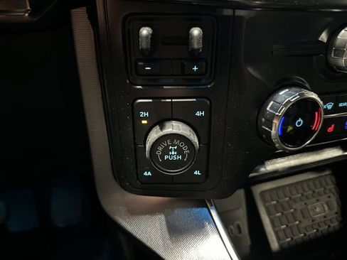 Used 2025 Ford F150 Platinum w/ Equipment Group 702A High image 33