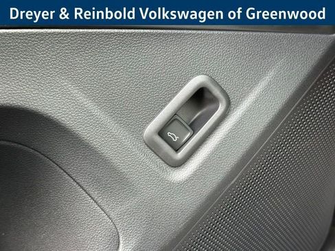 New 2026 Volkswagen Tiguan SE image 22