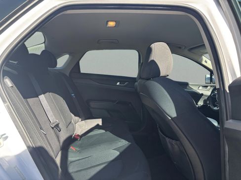 Used 2022 Kia K5 LXS image 29