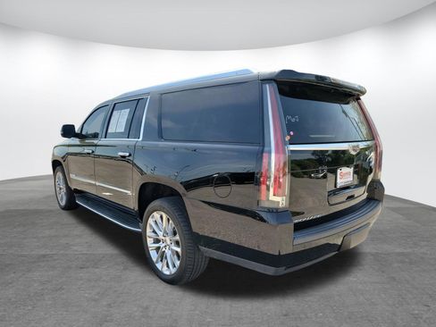 Used 2018 Cadillac Escalade ESV Luxury AWD/4WD image 33
