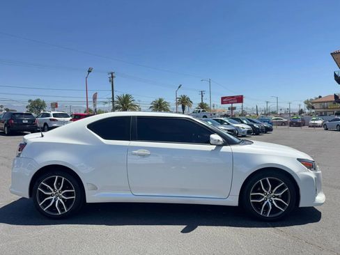 Used 2016 Scion tC FWD image 9