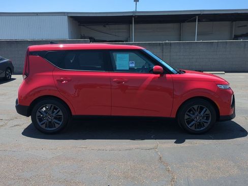Certified 2021 Kia Soul EX FWD image 5