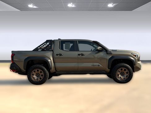 Used 2026 Toyota Tacoma 4x4 Double Cab Hybrid image 8