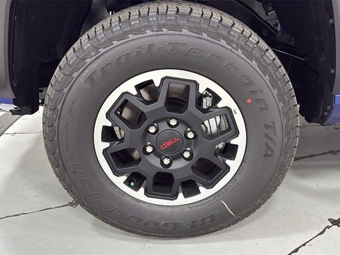 New 2025 Toyota Tacoma TRD Off-Road image 24