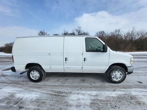 Used 2008 Ford E-350 and Econoline 350 Super Duty image 6