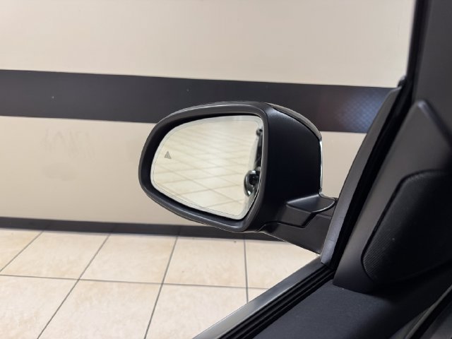 Used 2024 BMW X3 sDrive30i w/ Convenience Package RWD image 17