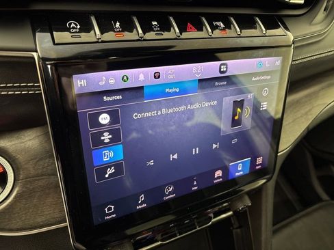 Used 2024 Jeep Grand Cherokee L Limited w/ Luxury Tech Group II image 27