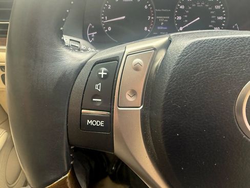 Used 2015 Lexus ES 350 w/ Premium Package image 13