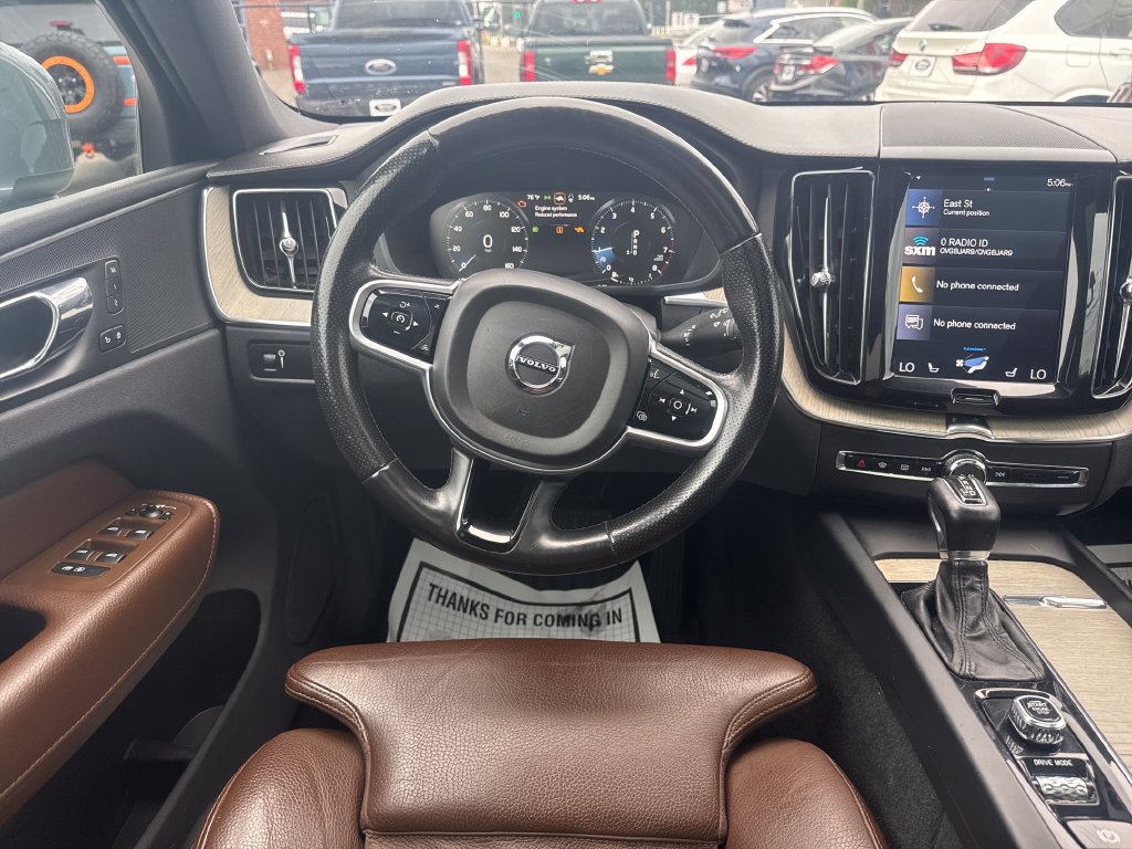 Used 2018 Volvo XC60 T6 Inscription w/ Convenience Package AWD/4WD image 14