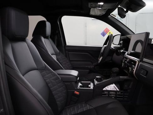 New 2026 Toyota Tacoma TRD Off-Road w/ TRD Off Road Premium Package AWD/4WD image 24