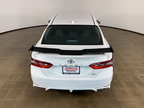 Used 2023 Toyota Camry SE image 11