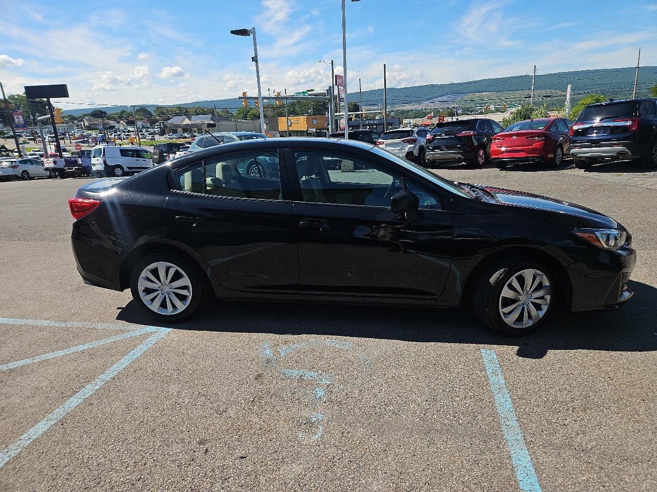 Used 2017 Subaru Impreza 2.0i AWD/4WD image 2