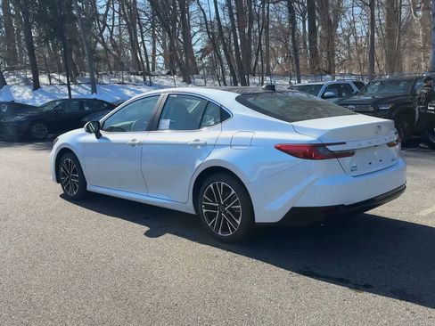 New 2026 Toyota Camry XLE image 6