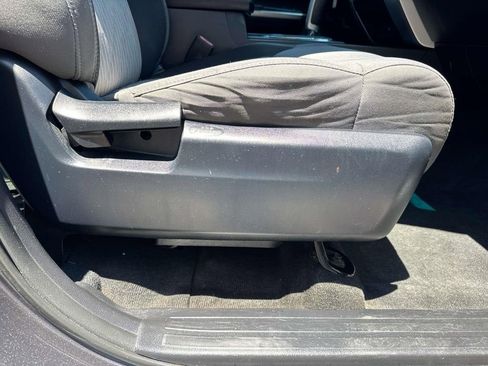 Used 2016 Toyota Tundra SR5 w/ SR5 Upgrade Package RWD image 12