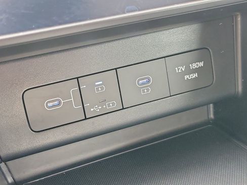 Used 2025 Hyundai Sonata SEL FWD image 26