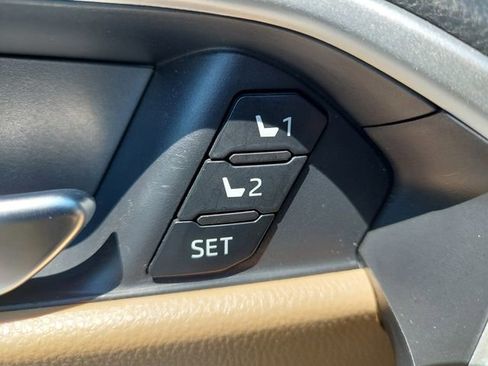 Certified 2023 Toyota RAV4 XLE Premium AWD/4WD image 19
