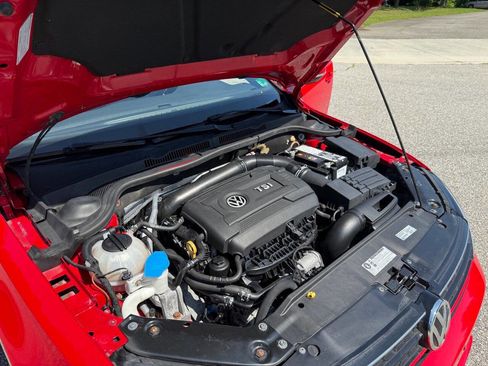 Used 2017 Volkswagen Jetta GLI image 35