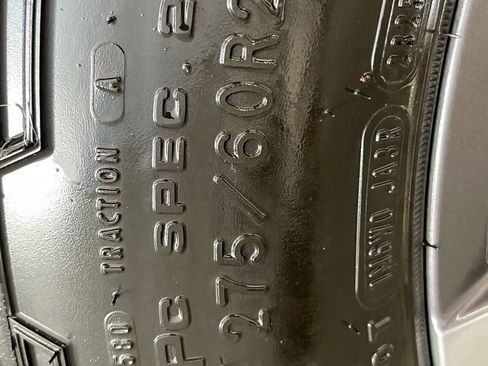 New 2026 GMC Sierra 1500 SLT w/ SLT Premium Plus Package image 14