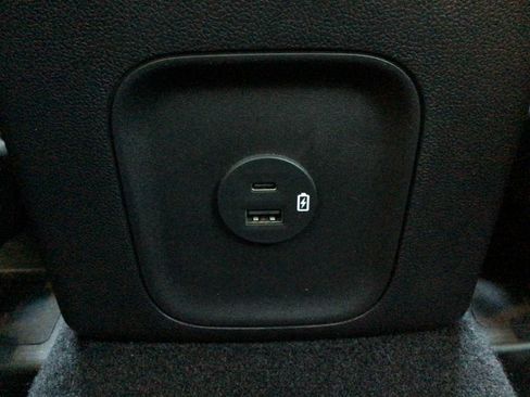 Used 2021 Ford Escape Titanium w/ Titanium Elite Package AWD/4WD image 35