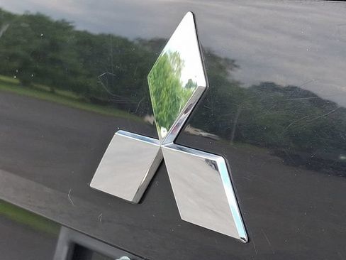 Used 2020 Mitsubishi Outlander ES AWD/4WD image 31
