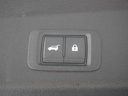 Used 2023 Mitsubishi Outlander SE Black Edition FWD image 26