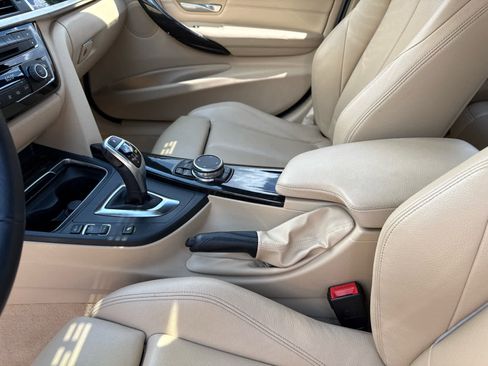 Used 2016 BMW 328i Sedan RWD image 19