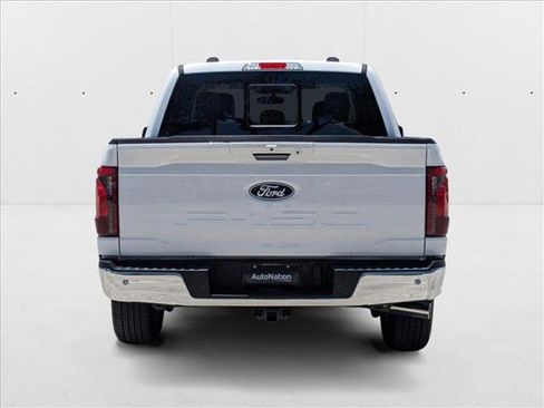 New 2025 Ford F150 XLT w/ Equipment Group 302A MID image 8