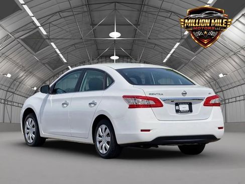Used 2015 Nissan Sentra SV FWD image 10