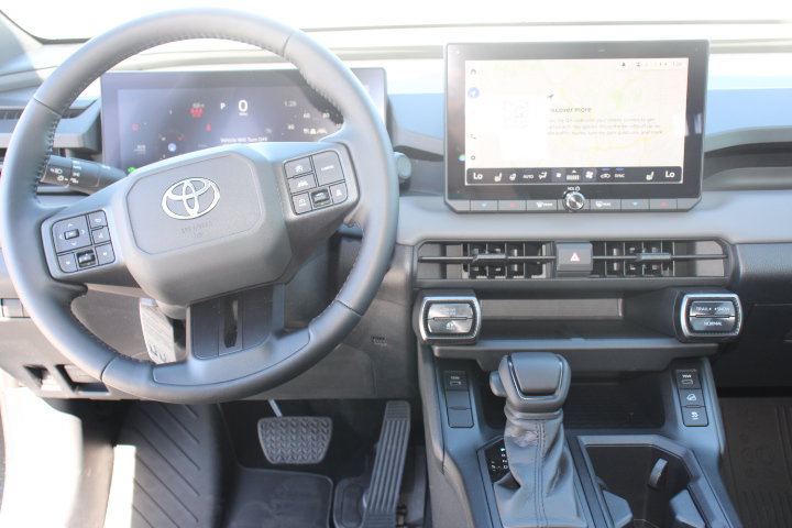 New 2026 Toyota RAV4 SE w/ Convenience Package AWD/4WD image 15