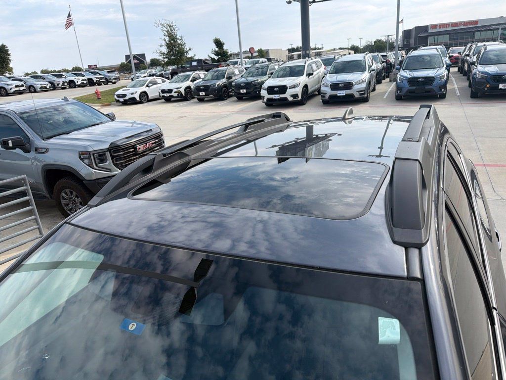 Used 2024 Subaru Outback Premium AWD/4WD image 9