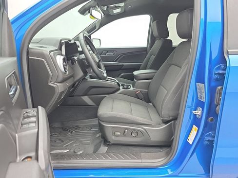 Used 2023 Chevrolet Colorado LT w/ LT Convenience Package II AWD/4WD image 14