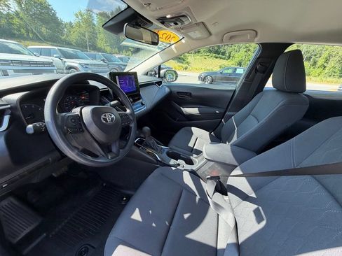 Used 2024 Toyota Corolla LE FWD image 7