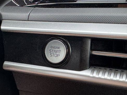 Used 2021 Kia K5 LXS image 17