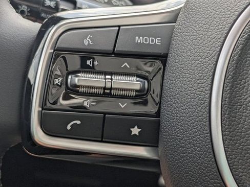 Used 2024 Kia Sorento SX FWD image 24