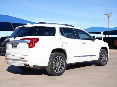 Used 2022 GMC Acadia Denali w/ Denali Ultimate Package image 4