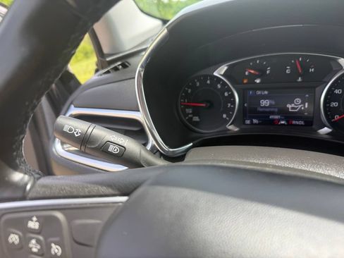 Used 2023 Chevrolet Equinox LT FWD image 34