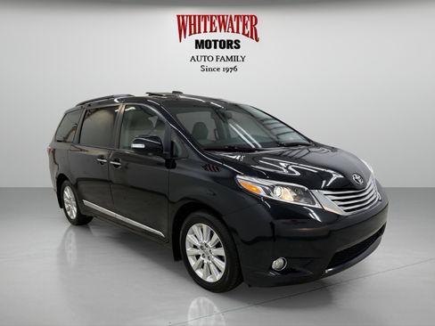 Used 2015 Toyota Sienna Limited image 5