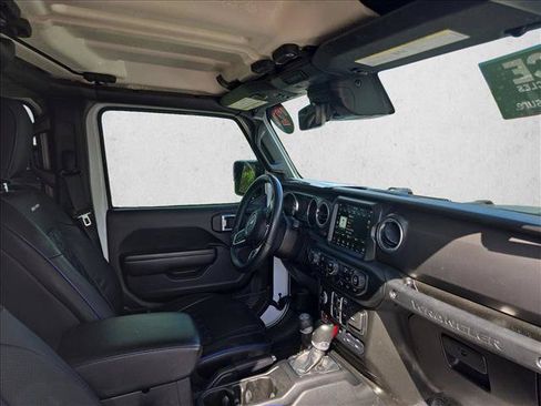 Used 2021 Jeep Wrangler Unlimited Rubicon 4xe w/ Safety Group AWD/4WD image 19